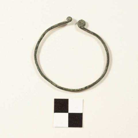 Primera imagen del registro Arete (joya)