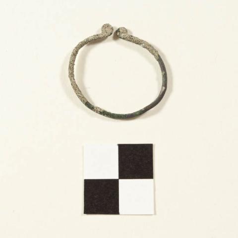 Primera imagen del registro Arete (joya)