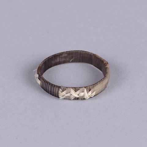 Primera imagen del registro Anillo (joya)