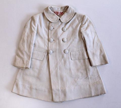 Primera imagen del registro Abrigo (vestuario)