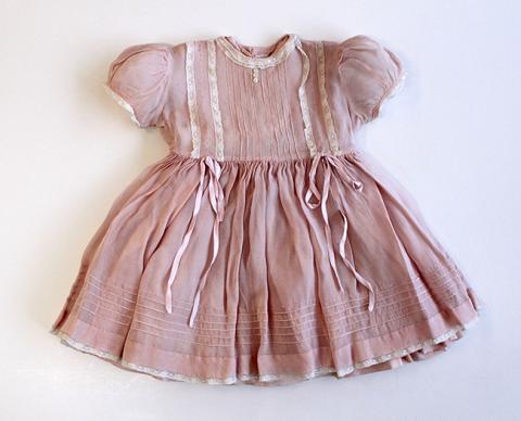 Primera imagen del registro Vestido (niña)