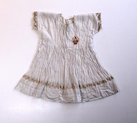 Primera imagen del registro Vestido (niña)