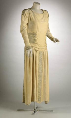 Primera imagen del registro Vestido (prenda principal)