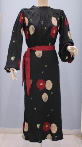 Primera imagen del registro Vestido (prenda principal)