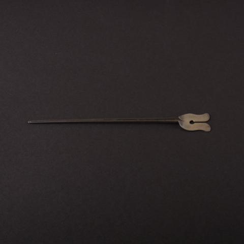 Primera imagen del registro Alfiler (vestuario)