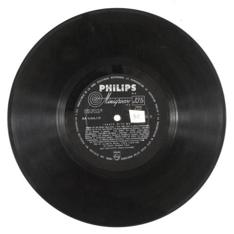 Primera imagen del registro Baila conmigo. Dance With Me (Potpourri)