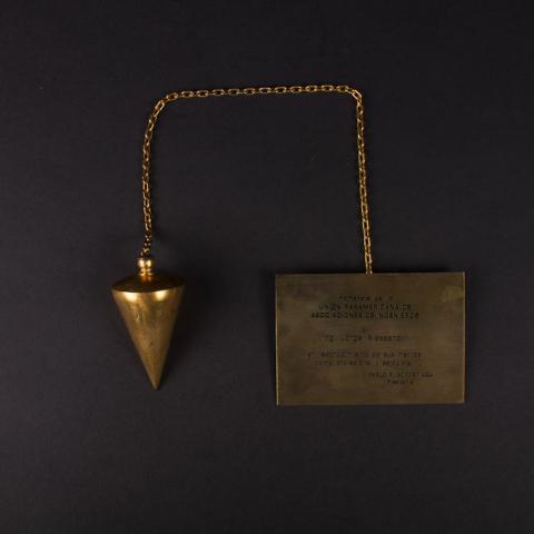 Primera imagen del registro Pendulo en homenaje a Jorge Alessandri de la Unión Panamericana