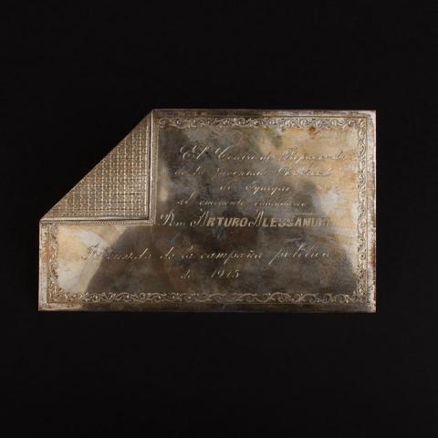 Primera imagen del registro Placa conmemorativa al Presidente Arturo Alessandri Palma de la Juventud Radical