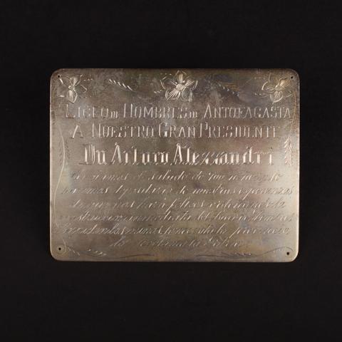 Primera imagen del registro Placa conmemorativa al presidente Arturo Alessandri Palma del Liceo de Hombres de Antofagasta