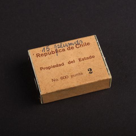 Primera imagen del registro Caja de plumas (punta)