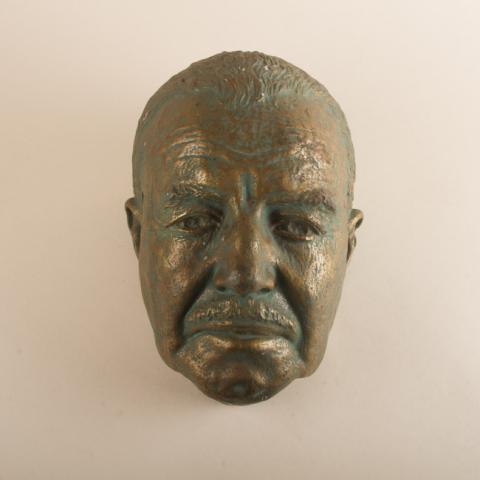 Primera imagen del registro Máscara del General Carlos Ibáñez del Campo