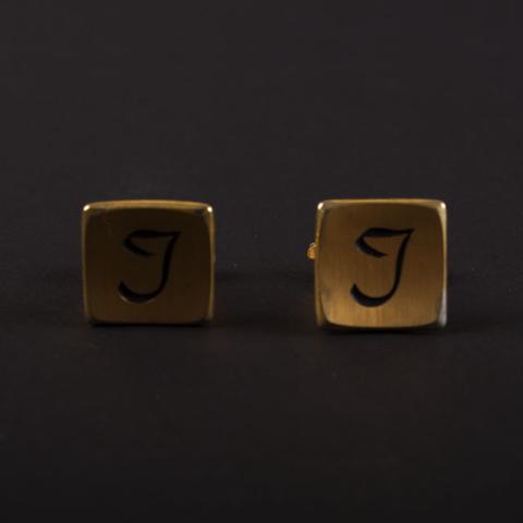 Primera imagen del registro Collera (joyas usadas en el vestuario)