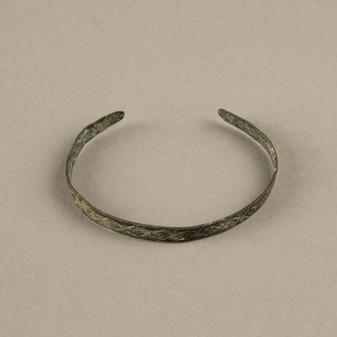 Primera imagen del registro Brazalete