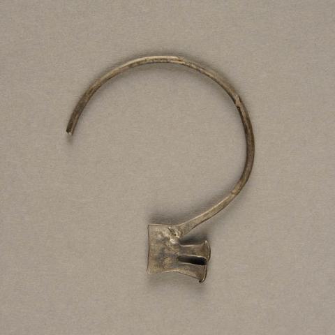 Primera imagen del registro Arete (joya)