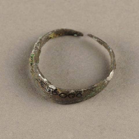 Primera imagen del registro Anillo (joya)