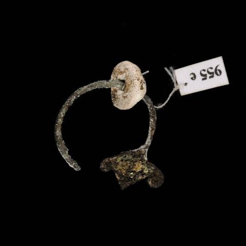Primera imagen del registro Arete (joya)