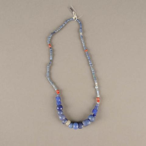 Primera imagen del registro Collar (accesorio de vestir)
