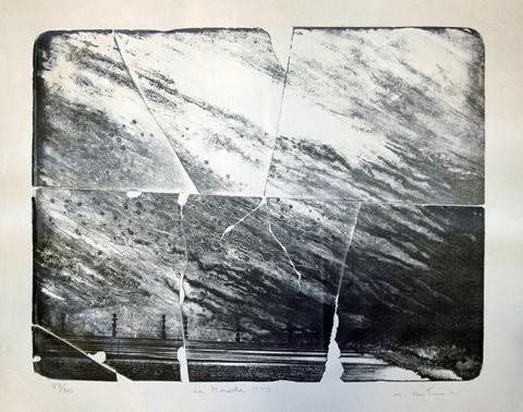 Primera imagen del registro La Moneda 1973