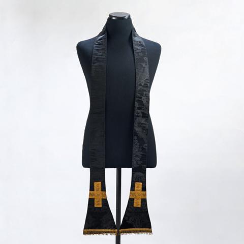 Primera imagen del registro Estola (vestuario litúrgico)