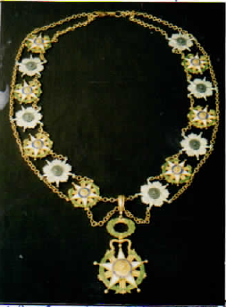 Primera imagen del registro Gran collar de la Orden del Mariscal Francisco Solano López a Patricio Aylwin