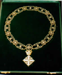 Primera imagen del registro Gran collar de la Orden de la República Italiana a Patricio Aylwin