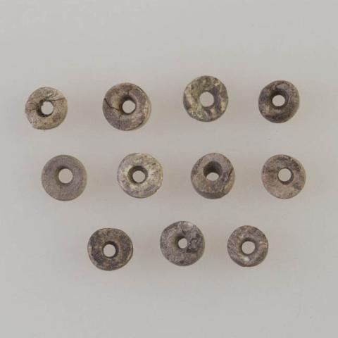 Primera imagen del registro Collar (accesorio de vestir)
