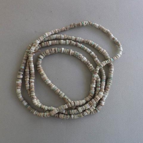 Primera imagen del registro Collar (accesorio de vestir)