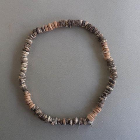 Primera imagen del registro Collar (accesorio de vestir)