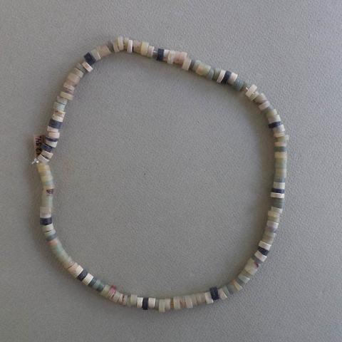 Primera imagen del registro Collar (accesorio de vestir)