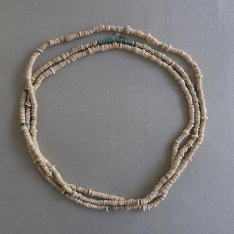 Primera imagen del registro Collar (accesorio de vestir)