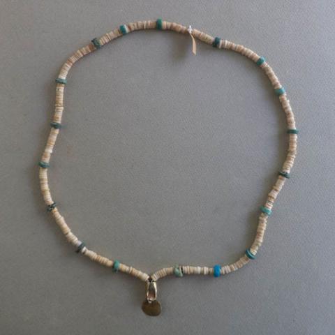 Primera imagen del registro Collar (accesorio de vestir)