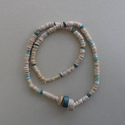 Primera imagen del registro Collar (accesorio de vestir)