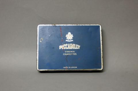 Primera imagen del registro Caja de cigarros