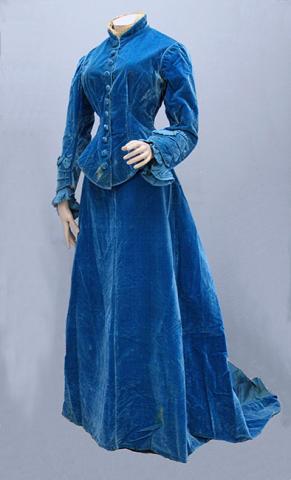 Primera imagen del registro Traje