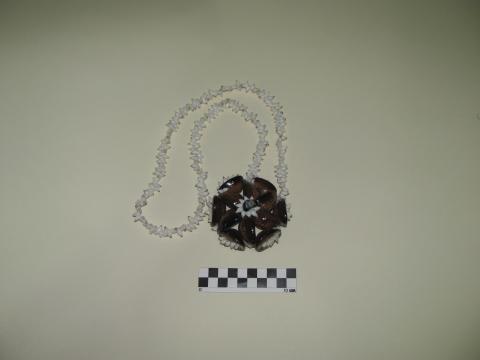 Primera imagen del registro Collar (accesorio de vestir)