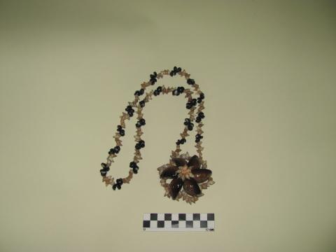 Primera imagen del registro Collar (accesorio de vestir)