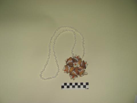 Primera imagen del registro Collar (accesorio de vestir)