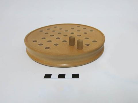 Primera imagen del registro Solitario de clavijas