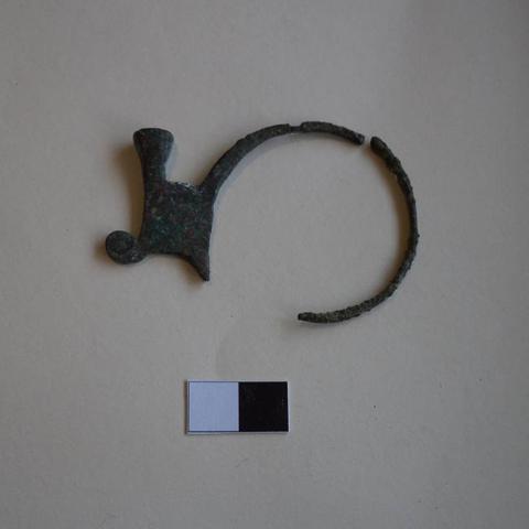 Primera imagen del registro Arete (joya)