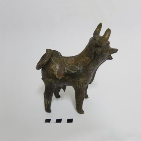 Primera imagen del registro Figura zoomorfa, toro