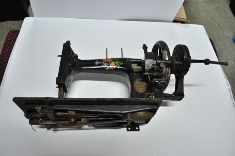 Primera imagen del registro Máquina de coser