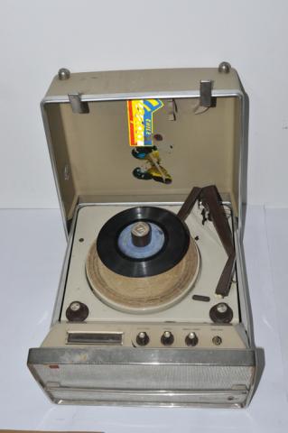 Primera imagen del registro Tocadiscos