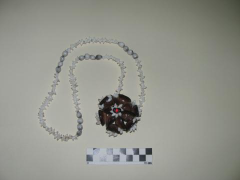 Primera imagen del registro Collar (accesorio de vestir)