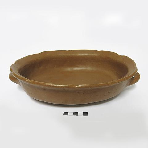 Primera imagen del registro Fuente (contenedor para guardar o servir comida)