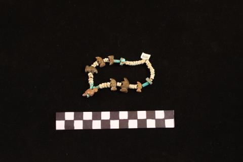 Primera imagen del registro Collar (accesorio de vestir)