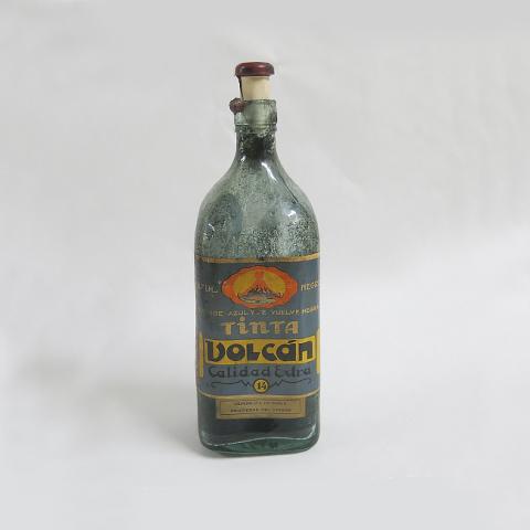 Primera imagen del registro Botella de tinta Volcán