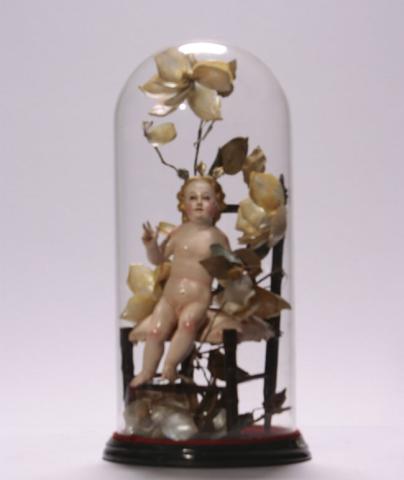 Primera imagen del registro Niño Jesús sentado con flores