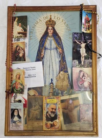 Primera imagen del registro Conjunto de cuadro de Virgen con imágenes religiosas y rosarios