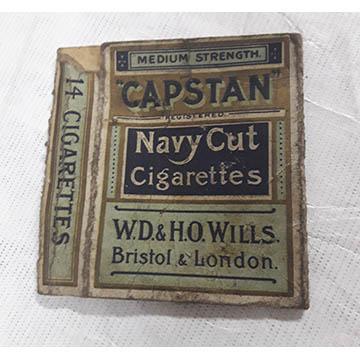Primera imagen del registro Caja de cigarros Capstan