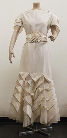 Primera imagen del registro Vestido (prenda principal)